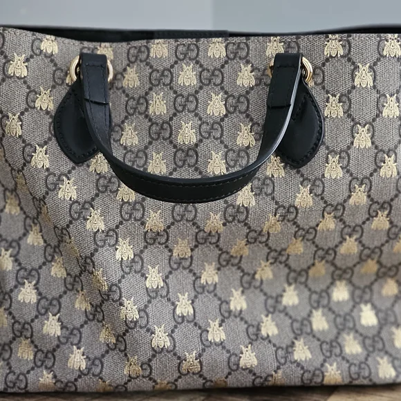Gucci Ophidia GG Supreme Bee Print Small Tote Bag - Picture 4 of 10